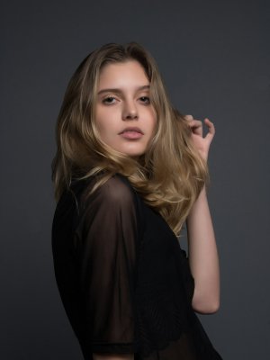 Dr. Sarah Smith - Expert dentist at First Smile Denta Care Kozhikode